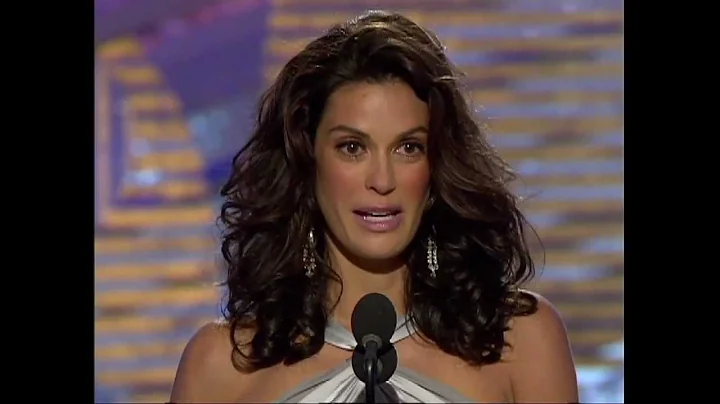 Teri Hatcher Wins Best Actress TV Series Musical o...