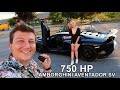 Ta kobieta jeździ Lamborghini Aventador za 2.000.000 zł! 750 HP v12