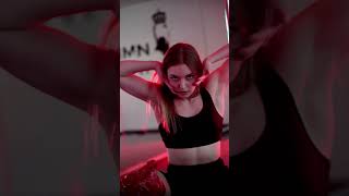 Красивый Exotic Pole Dance под Бьянку