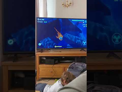 Hungry shark evolution, finding titanic portal, with upgraded tiger shark