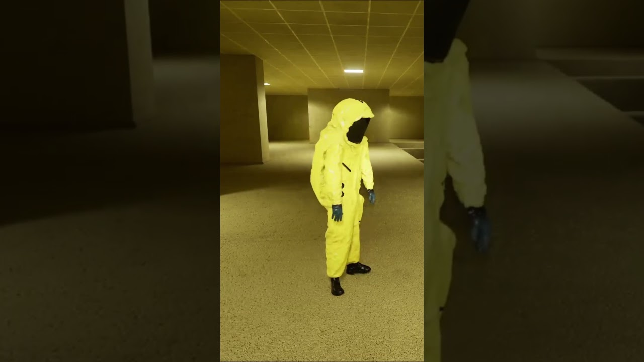 HE IS SOME TRASH!!🗑️🔥 #backrooms #escapethebackrooms #thebackroom