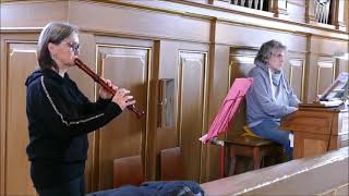 "Chirping Birds" Solo für Flöte  (Music by Volkwin Weiss) Noten bei: volkwin.weiss@t-online.de