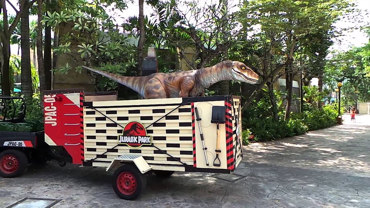 Universal Raptor Experience Universal Studios Singapore Real Raptor Experience - YouTube