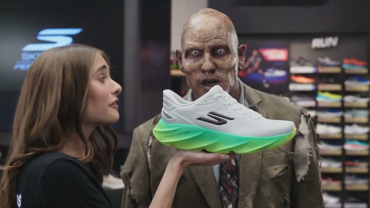 Locutora Peruana | Skechers | Zapatillas Aero Burst