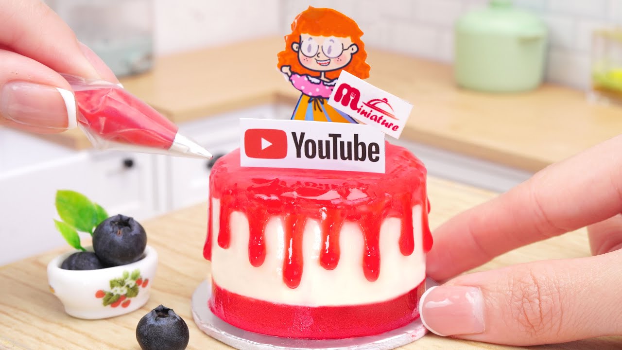 Watch youtube decorating cake videos for inspiration