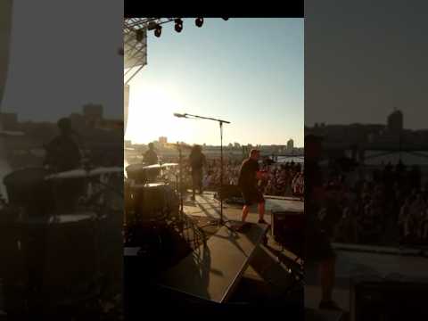 DenisDenis - Festival No Sin Música (directo)
