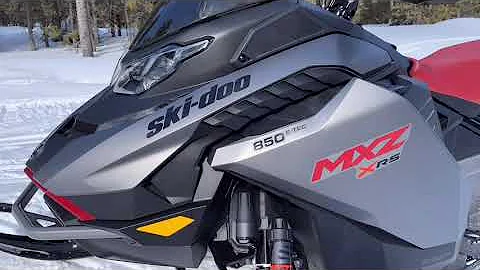 Walk Around: 2023 Ski-Doo MXZ X-RS  REV Gen5 850