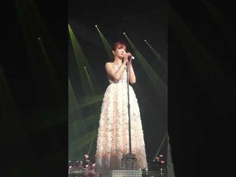 ‪180112 APink 4th Concert PINK SPACE 윤보미 '4월 19일' 직캠