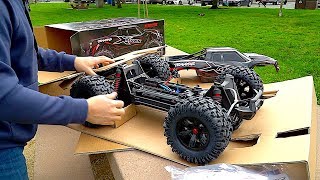 Traxxas X-MAXX Unboxing | RC First Run