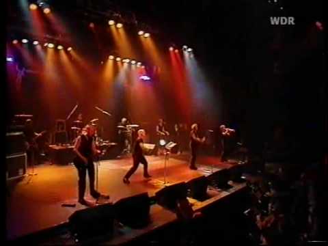 Chumbawamba - Give the anarchist a cigarette