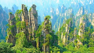 Nature's Masterpieces: 25 Mind-Blowing World Wonders