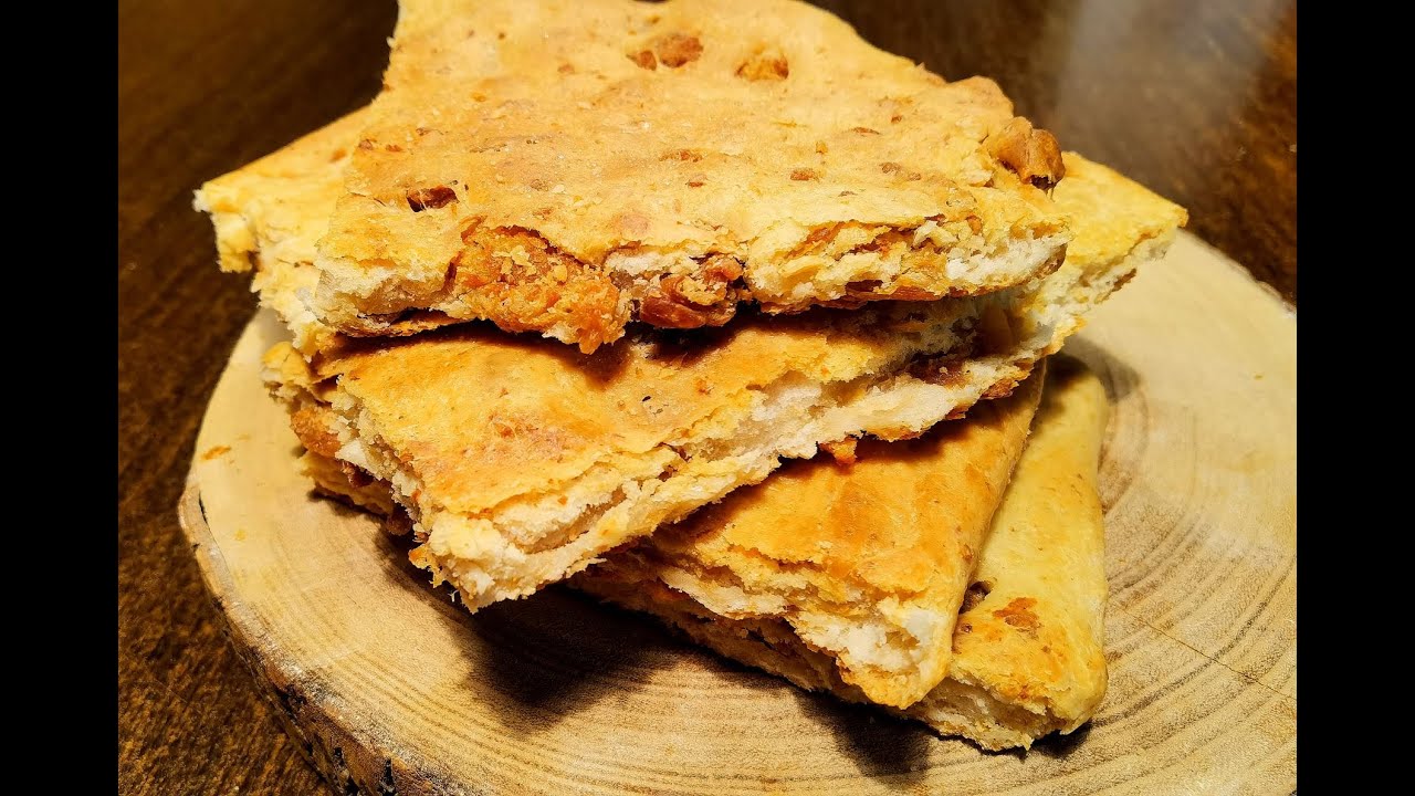 PIZZA CON I CICCIOLI O SFRIZZOLI, come fare la pizza con i ciccioli con #videoricetteinsieme