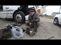 замена воздушного компрессора Volvo D12 air brake compressor replacement