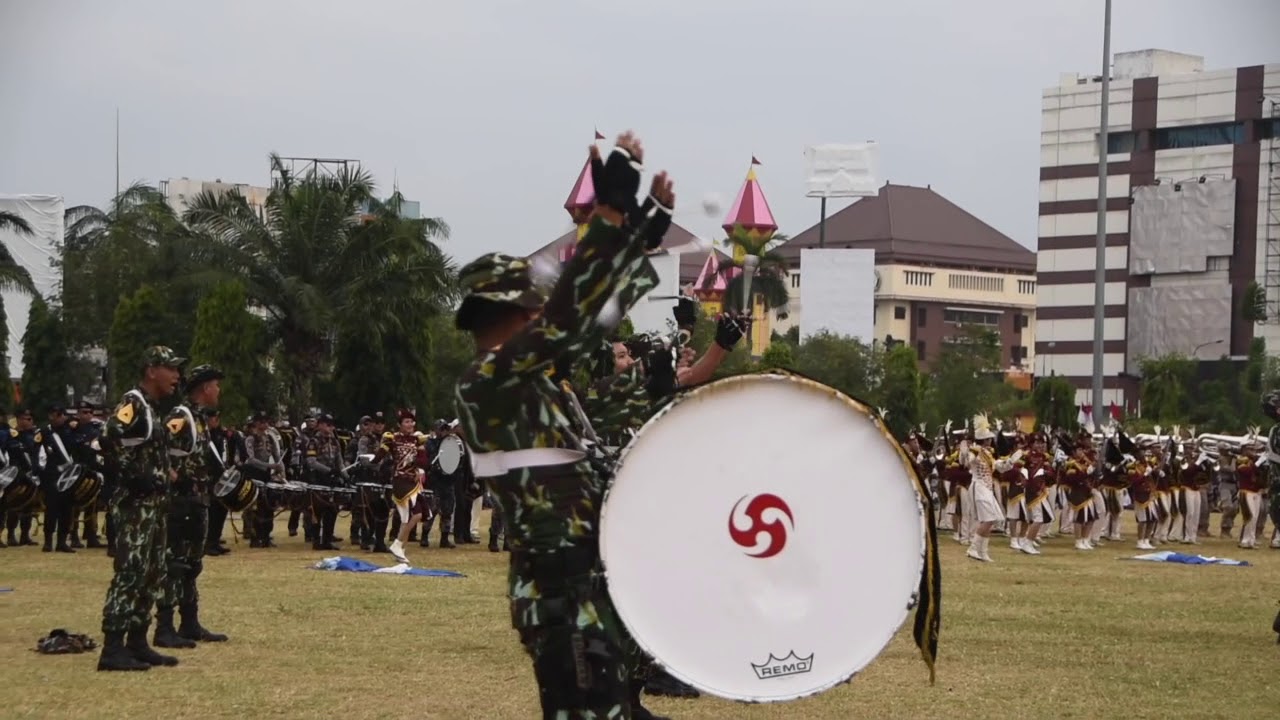 DISPLAY DRUM CORPS PELOPOR CENDRAWASIH AKADEMI KEPOLISIAN 