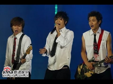 【大张伟】2005.09.26_商演【CCTV3】[浙江]欢乐中国行：魅力湖州[第三届中国湖州•国际湖笔文化节开幕式暨“优孚杯”第五届大众电视“双十佳”颁奖典礼](《嘻唰唰》12.4播出)