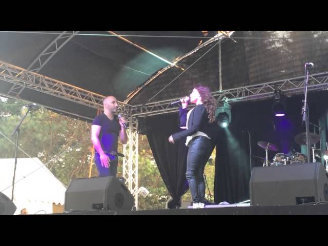 Смотреть «Là bas en live by Tihyad et Jany Mc Honey» на YouTube Смотреть «Là bas en live by Tihyad et Jany Mc Honey» на YouTube