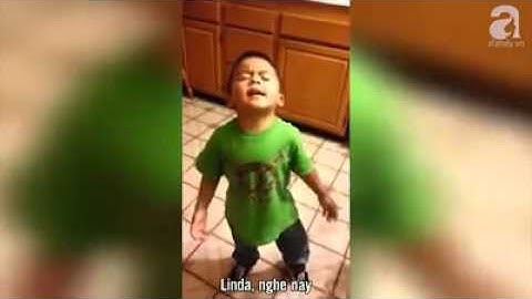 Trẻ con tranh luận với mẹ