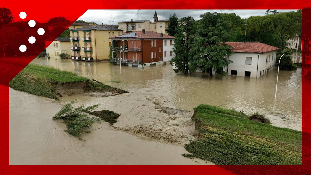 Faenza, l'argine sul fiume Lamone cede in più punti: le immagini dal drone