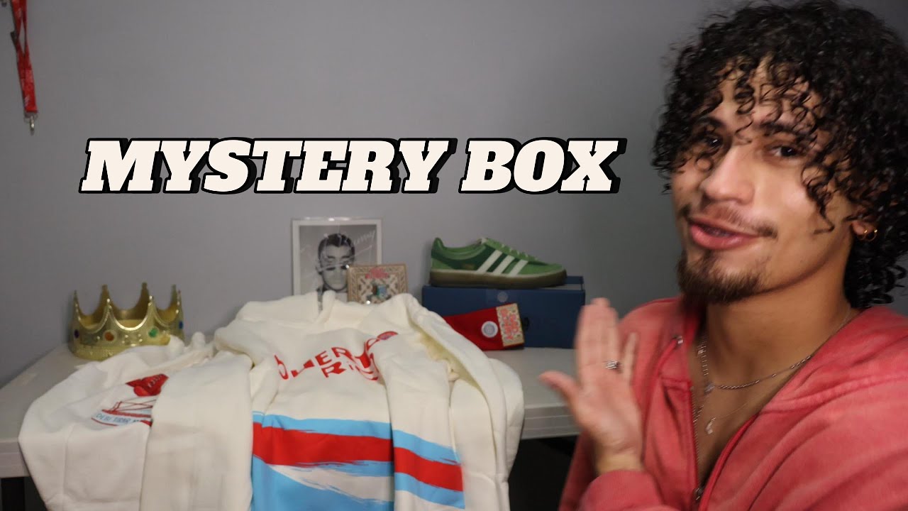 Abriendo Bad Bunny’s Navidad Mystery Box 2025!!!