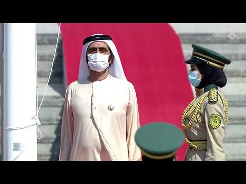 محمد بن راشد يرفع علم الدولة ويؤكد راية الإمارات عالية بعلو ه مم أبنائها وتلاحم شعبها وعطاء مجتمعها