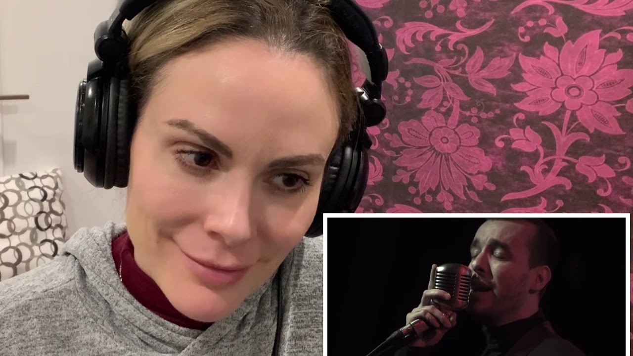 Реакция певицы, обладательницы премии «Эмми»: выступление Джема Адриана «Summertime» вживую (2018)