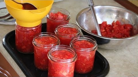 Pomidory w kawałkach w słoikach idealne do zup i sosów łatwy przepis