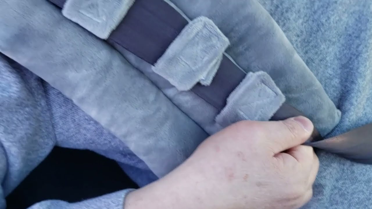 Seat Belt Pillow for Post Surgery Comfort In the Car - DEMO