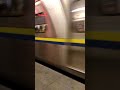 1221次區間車和2194次區間車松山站開車