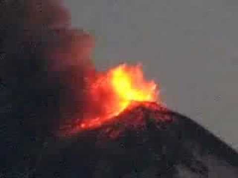 VOLCAN LLAIMA CHILE SEGUNDA ERUPCION EN EL AÑO 2008