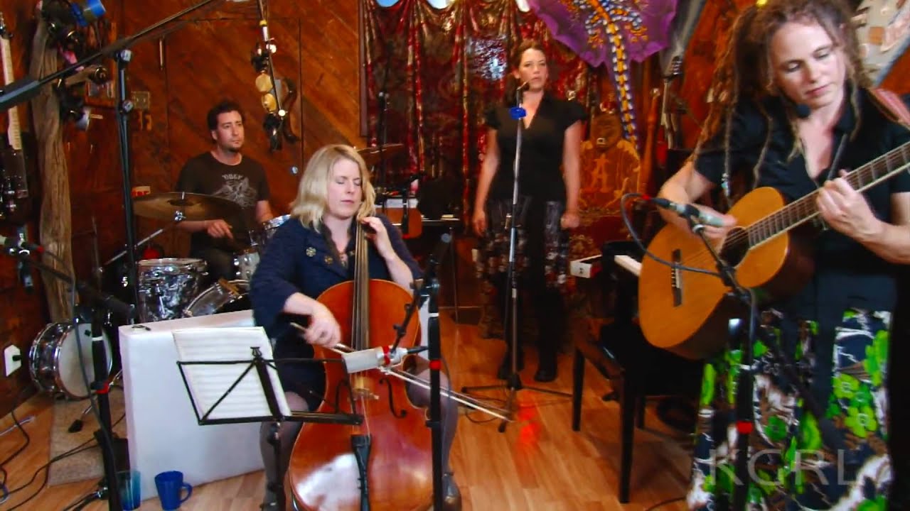 Sheila Nicholls - Bardo (KGRL FPA Live Session) 1080p HD auf YouTube ansehen Sheila Nicholls - Bardo (KGRL FPA Live Session) 1080p HD auf YouTube ansehen