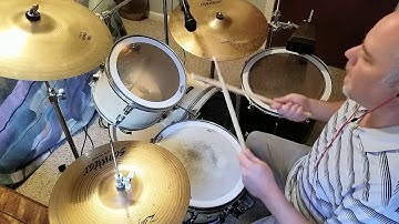 Linear drum groove in 11/8