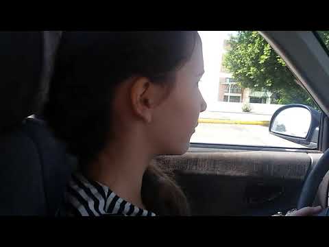 Βίντεο: Πώς να μεταφέρετε παιδιά κάτω του ενός έτους σε αυτοκίνητο