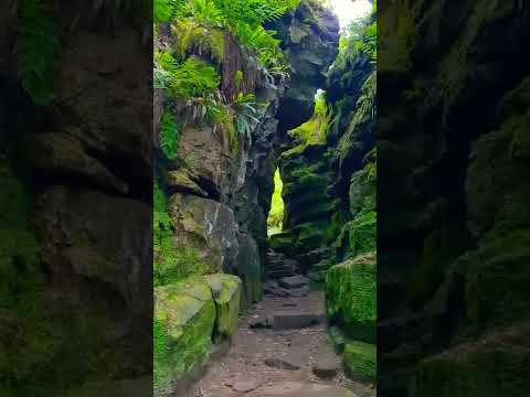 Lud's Church - Peak District National Park - UK | Solo Traveler - Let's Explore The World Together