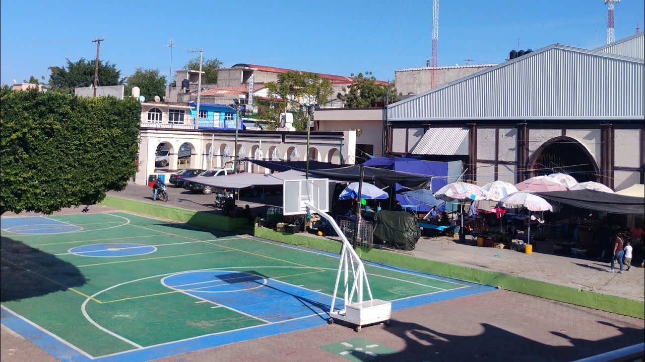 Palacio municipal de Tulcingo y su entorno!