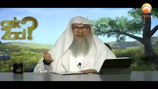 is it permissible to speak while the azan or iqamah is being called  Sheikh Assim Al Hakeem #hudatv