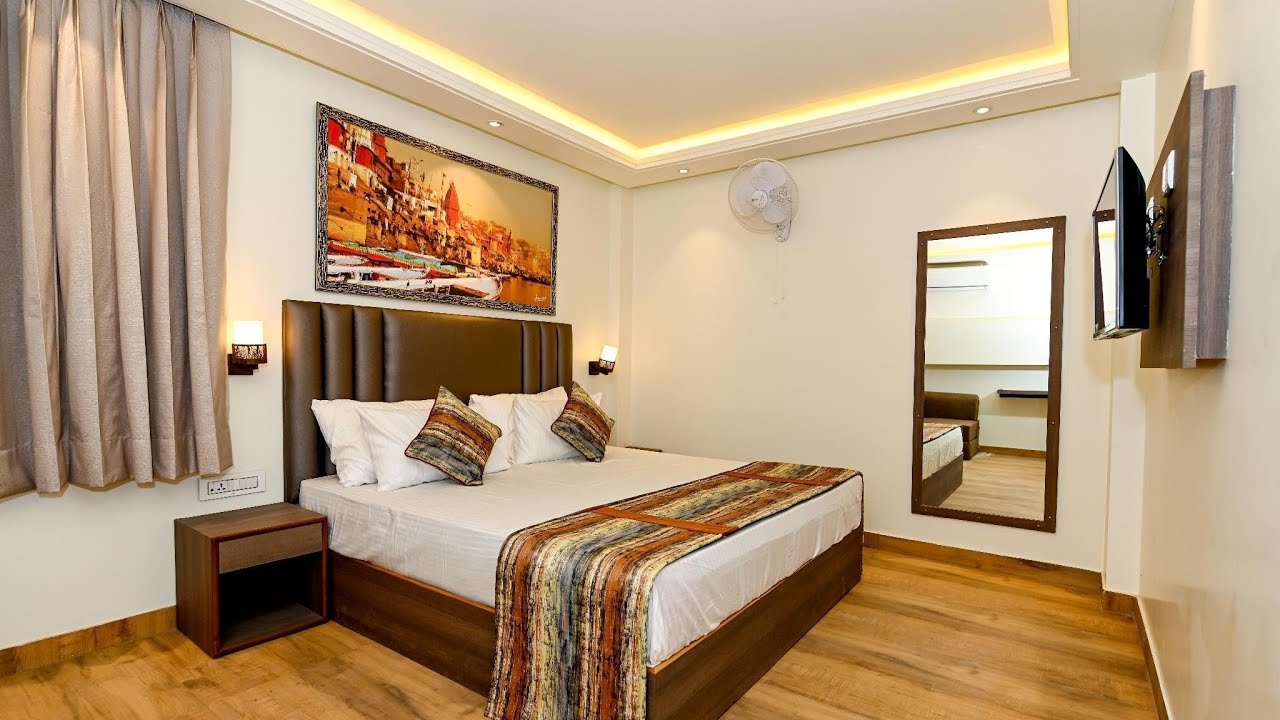 Sugar Stars Inn, Varanasi, India YouTube