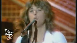 Suzi Quatro - Shes In Love With You