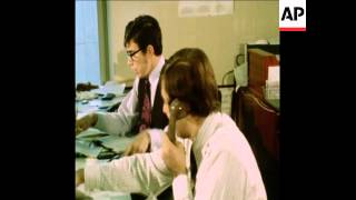 SYND 9-1-74 CURRENCY TRADED AND INTERVIEW WITH FOREIGN  EXCHANGE DEALER