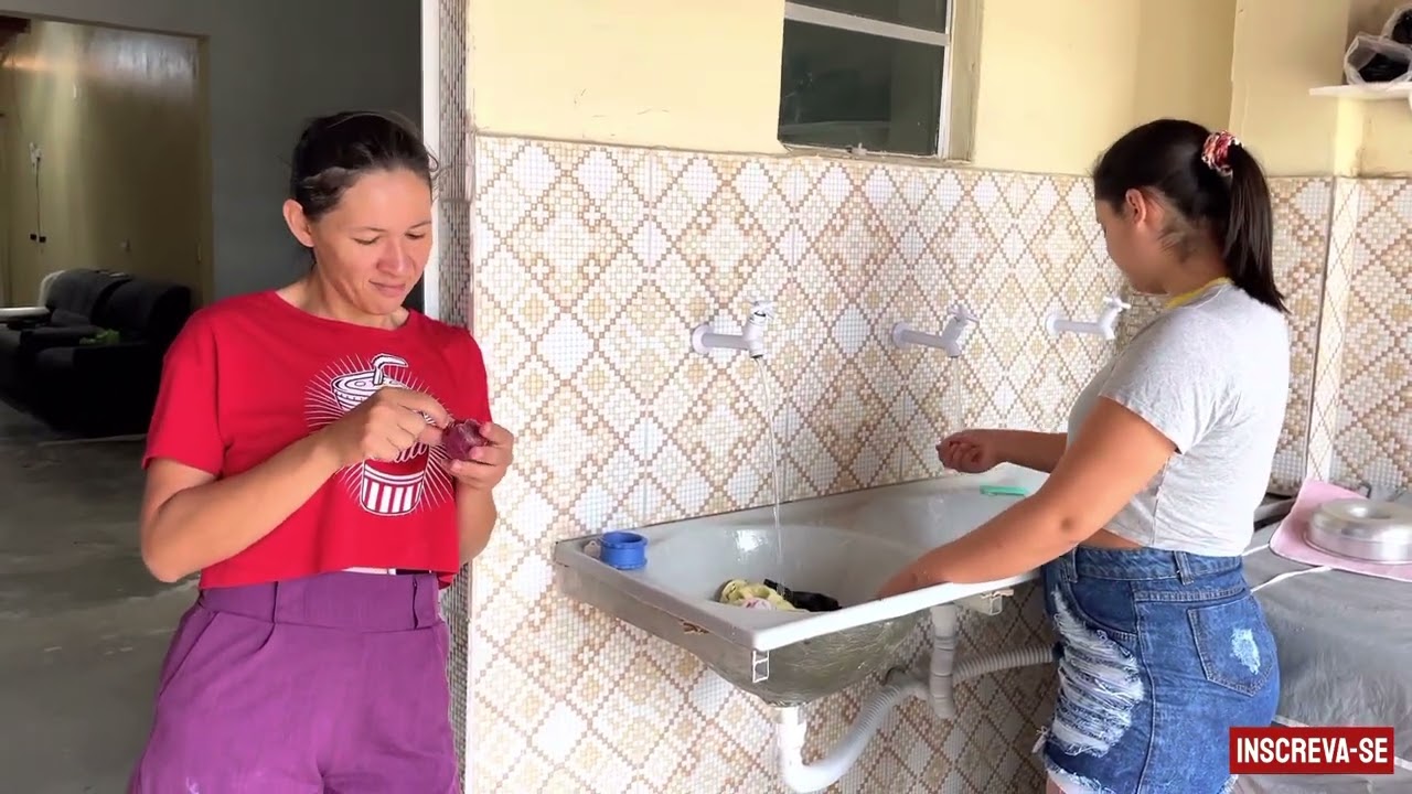 Claudinha não teve como pagar uma dívida e deu mal      Parte 1