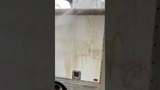 softwashed a U-Haul screenshot 4