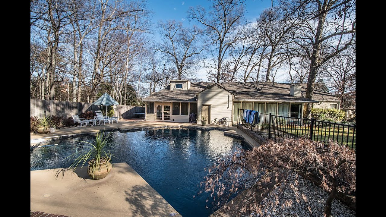 Real Estate Auction IN Memphis, TN. CALL OR BID ONLINE BY SUN. OCT