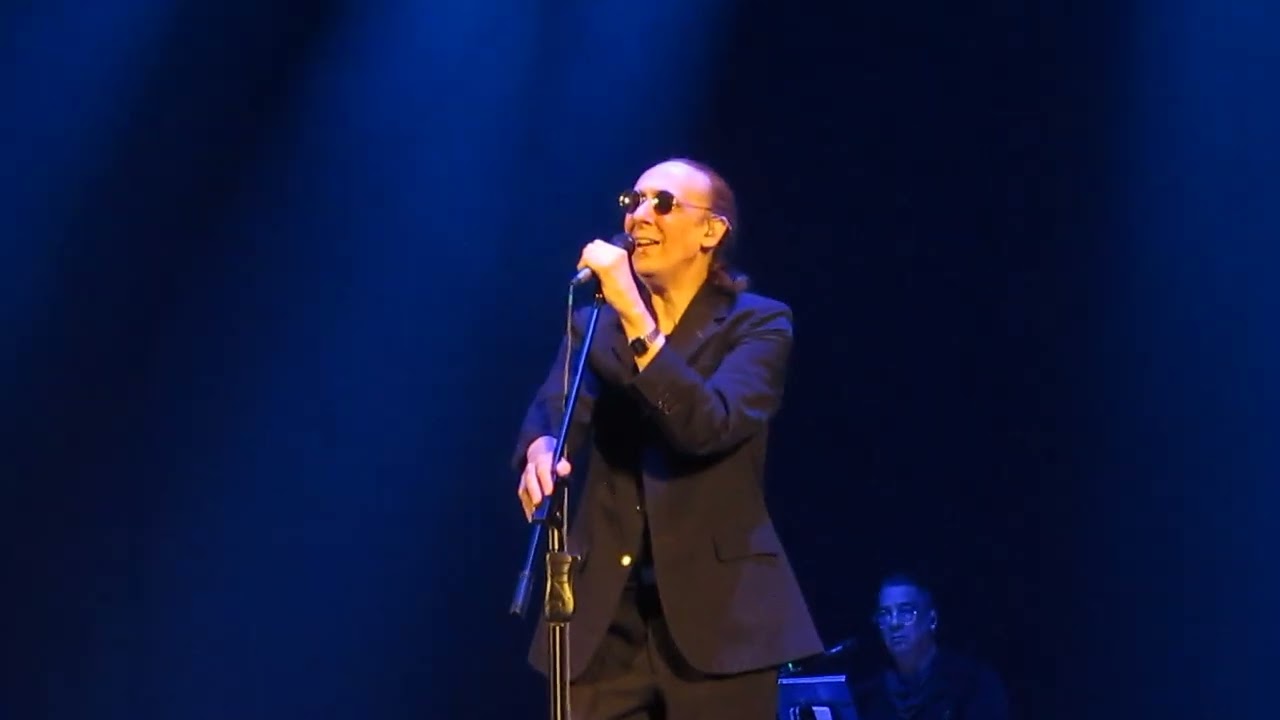 GEMINIS: ONE NIGHT ONLY -  I Started a Joke