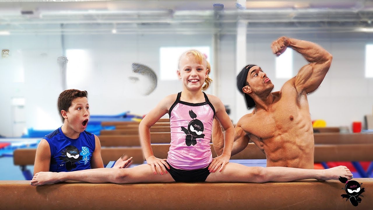 Ginasta vs Gigante parte 2! Um culturista gigante prova a ginástica de meninas! Ninja Kidz