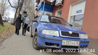 Негодяи и автохамы не дают пройти по тротуару - 4