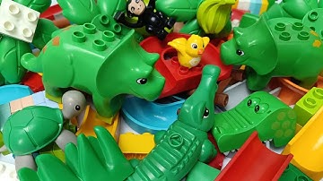 Satisfying Building Blocks Marble Run ASMR fun animals winding course