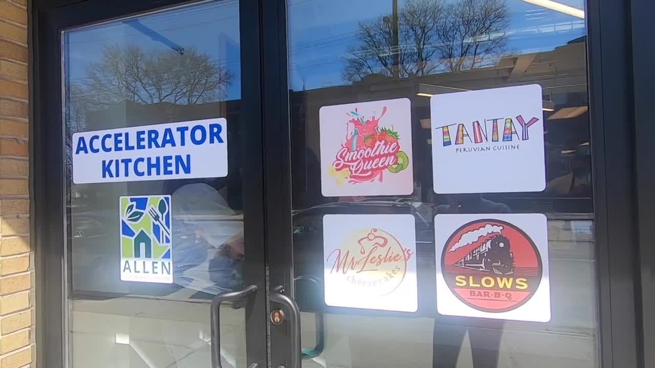 New Accelerator Kitchen in Lansing offers opportunities for entrepreneurs YouTube