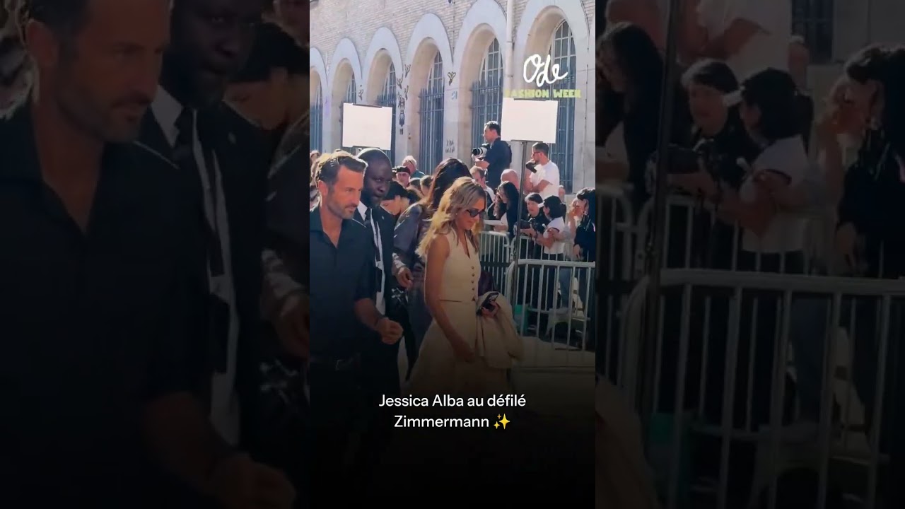 Jessica Alba au défilé Zimmermann ✨