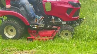 2 Hochgrasmähwerk, Rough Grass Mower, Mulcher, Mulching Tondeuse Des Hautes Herbes Entre Les Essieux