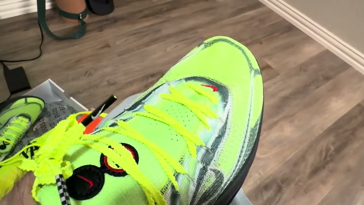 Unboxing Nike Alphafly 3 Volt (Green and Black)