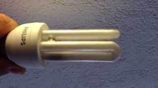 Changing The Dying Philips 14W Genie Cfl.